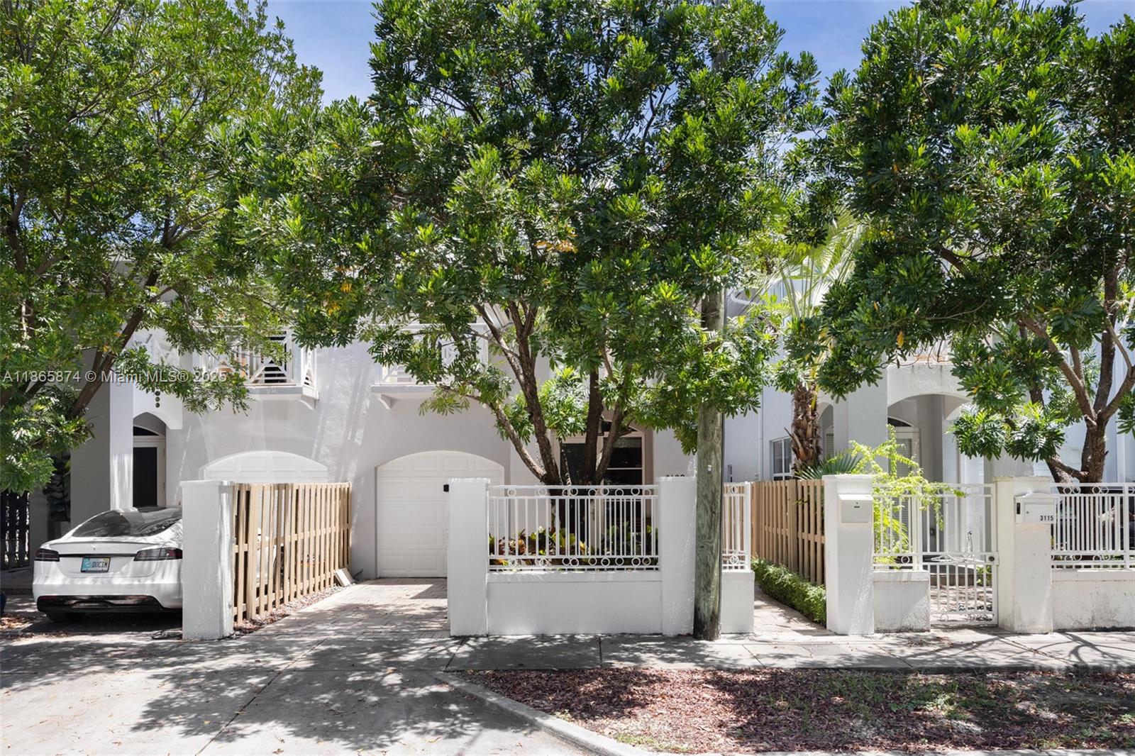 Enchanted Grove Villas Co