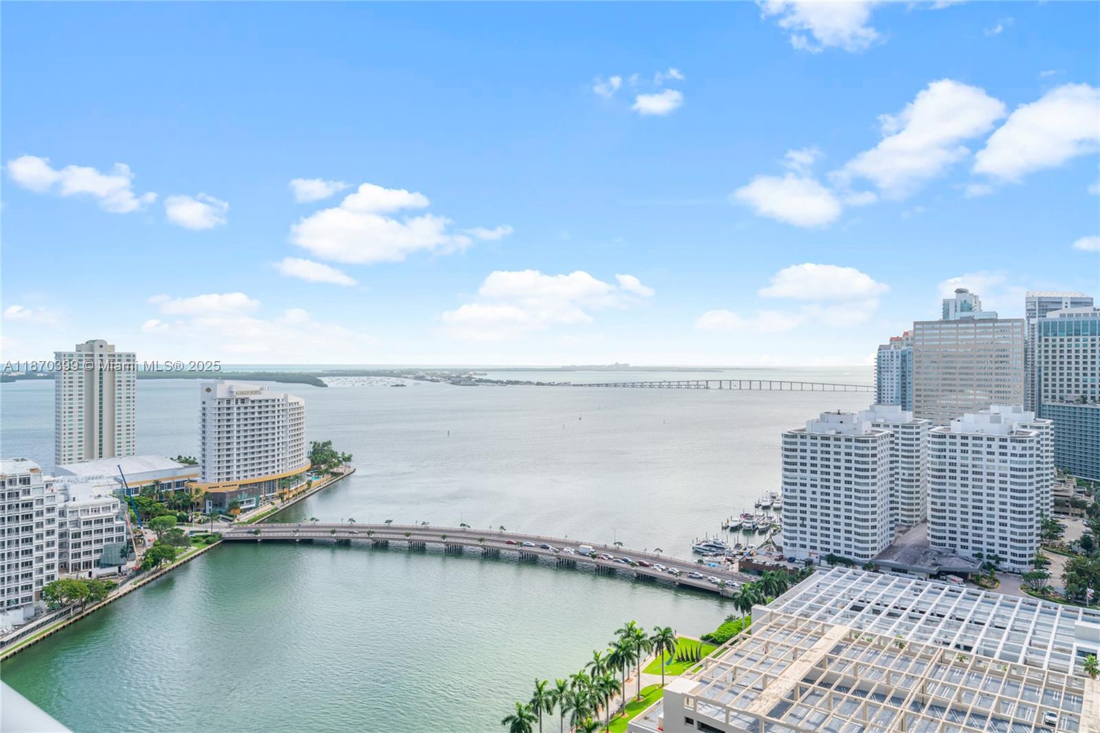 Condo for Sale in Miami, FL