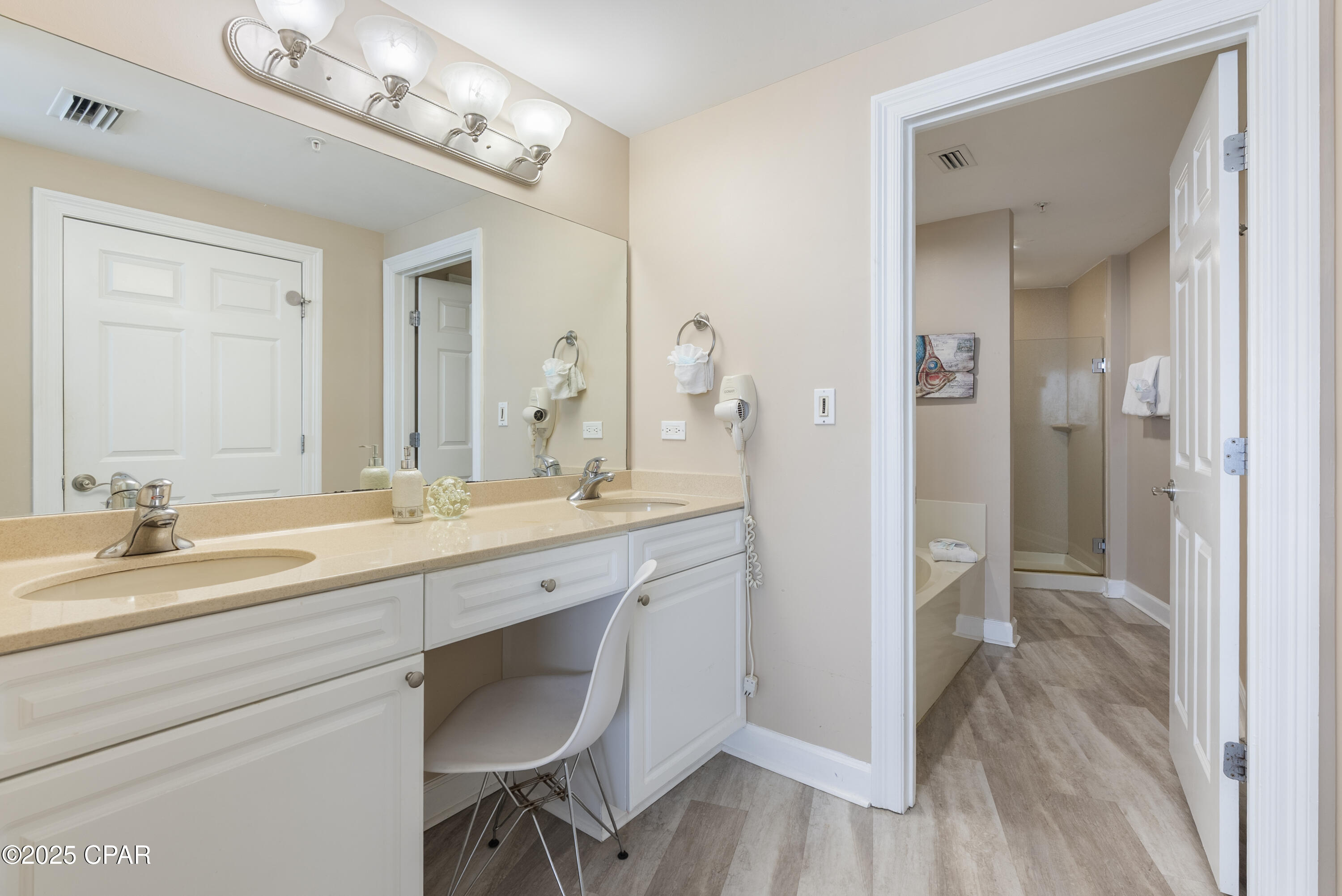 Image 12 For 9450 Thomas Drive 509