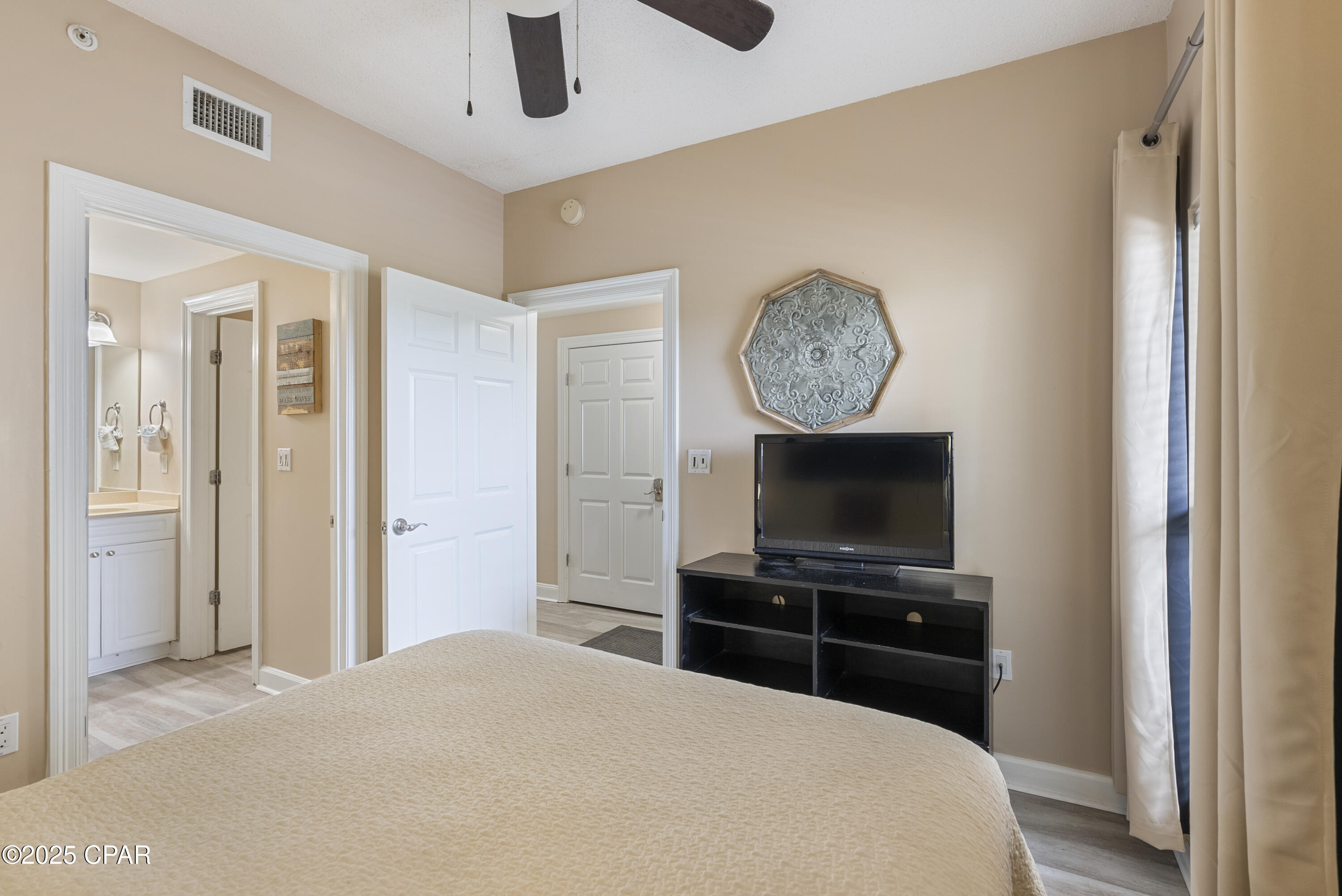 Image 16 For 9450 Thomas Drive 509