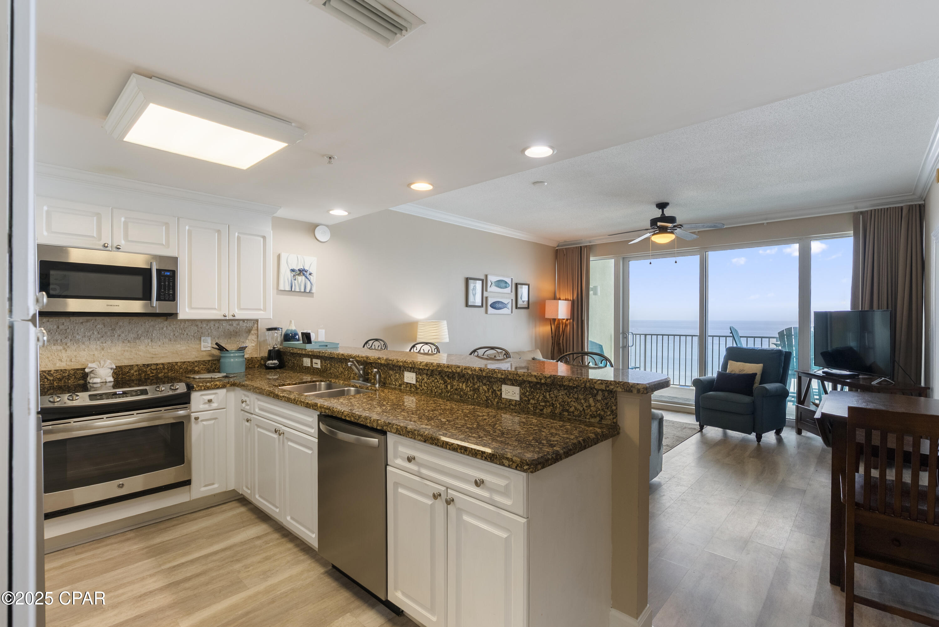 Image 6 For 9450 Thomas Drive 509