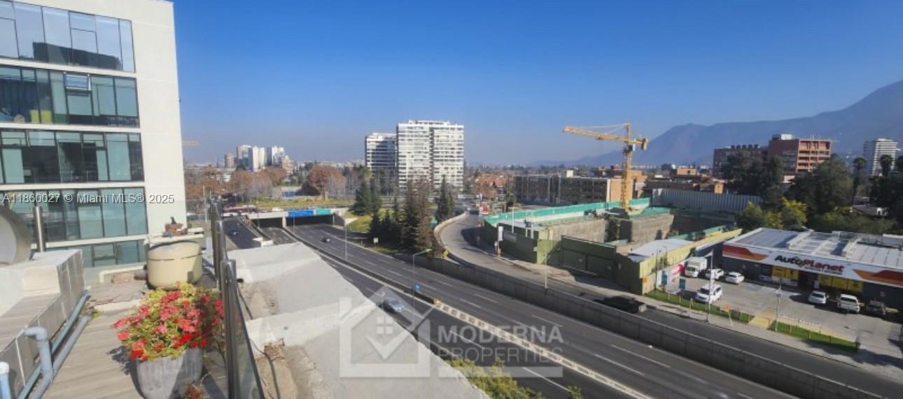 listing main picture