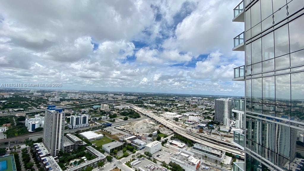 851 NE 1st Ave #5004, Miami FL 33132