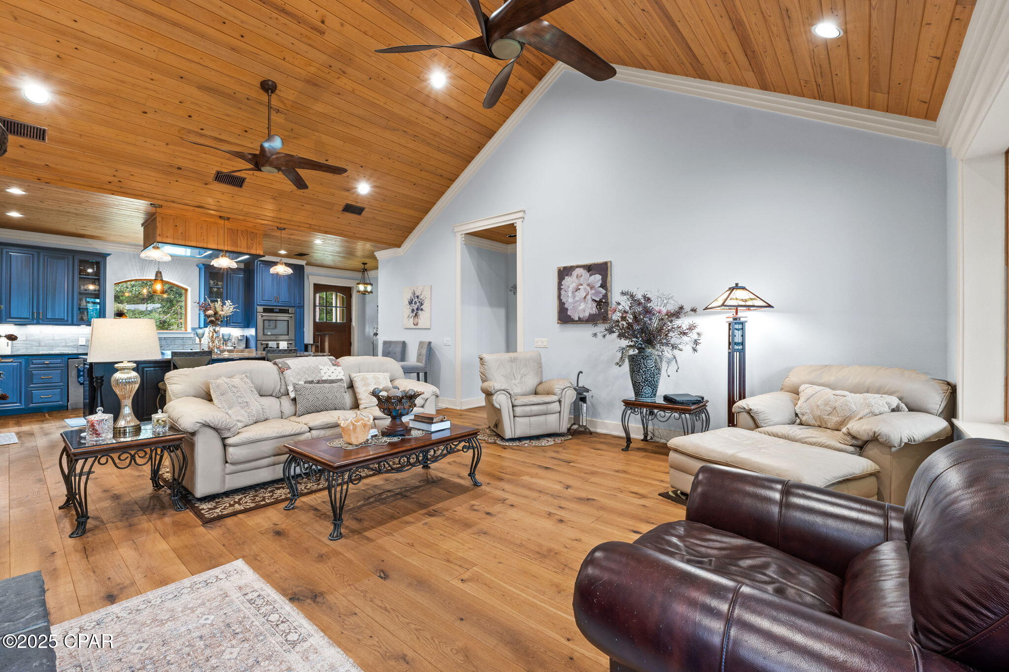 Listing photo id 22 for 3130 Magnolia Drive