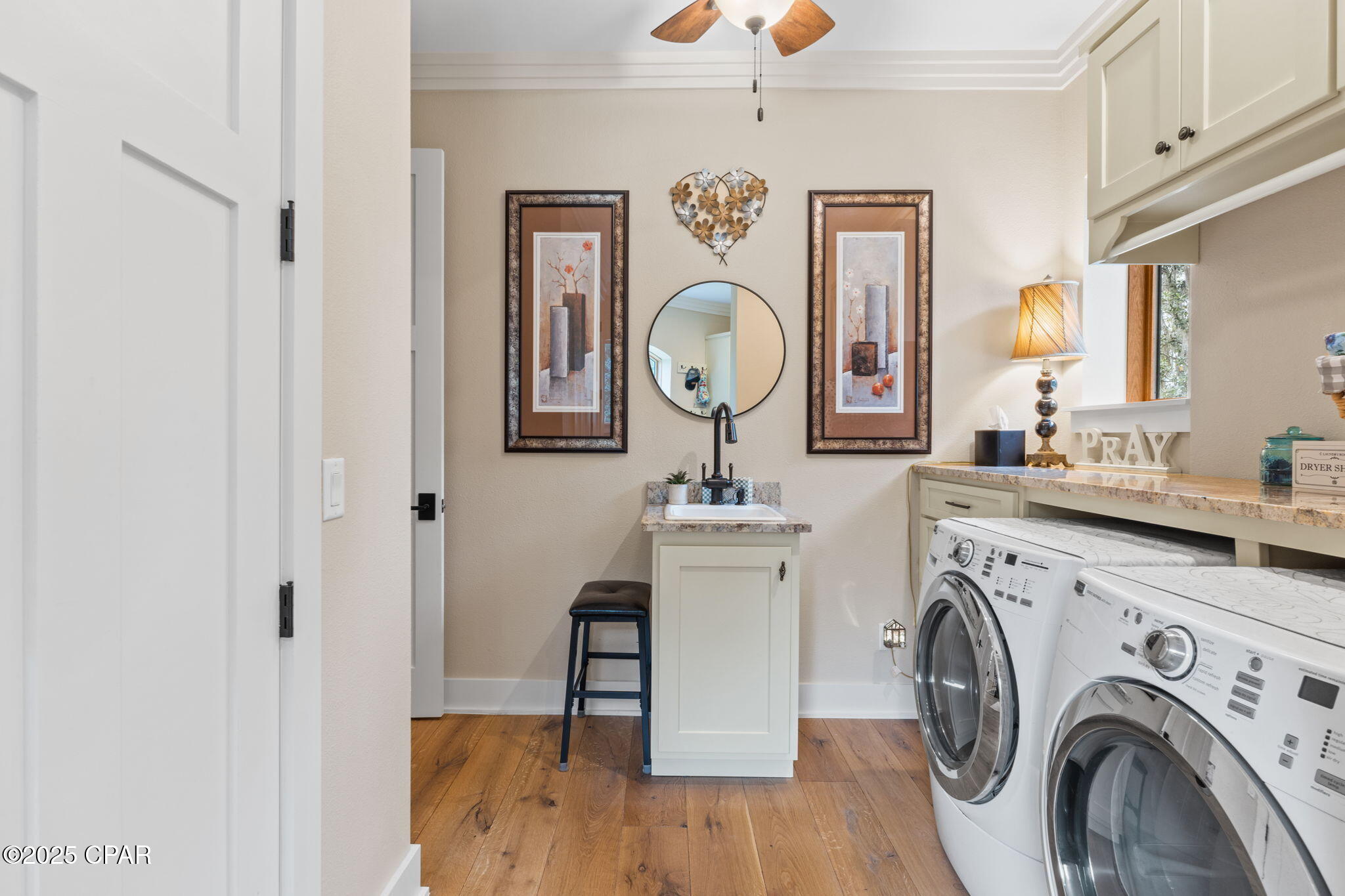 Listing photo id 36 for 3130 Magnolia Drive