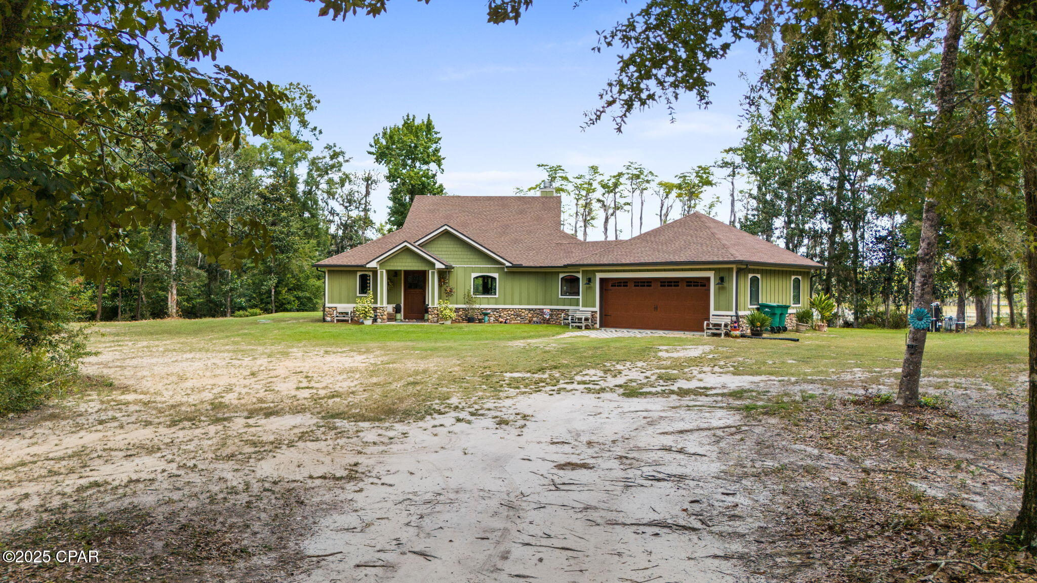 Listing photo id 63 for 3130 Magnolia Drive