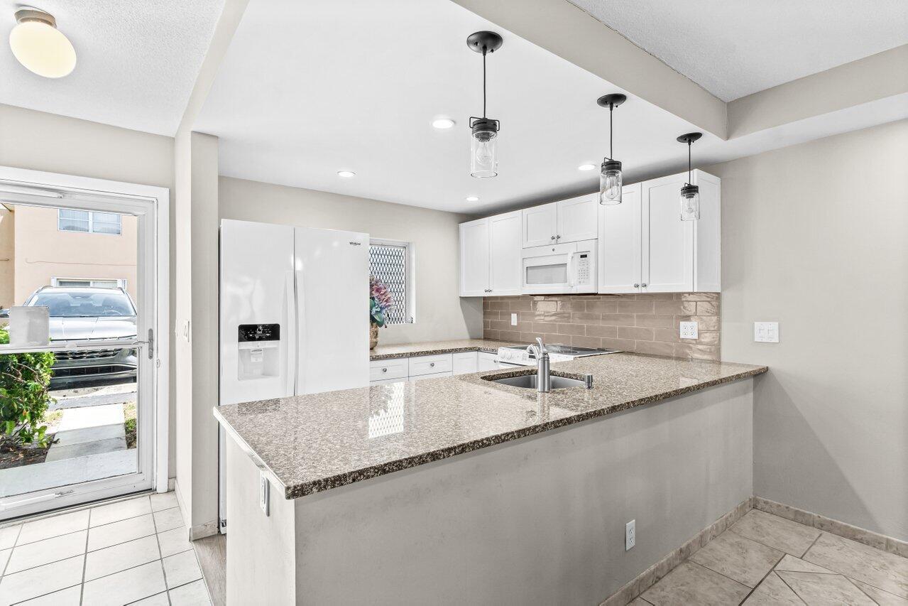 Village Royale Condo 4