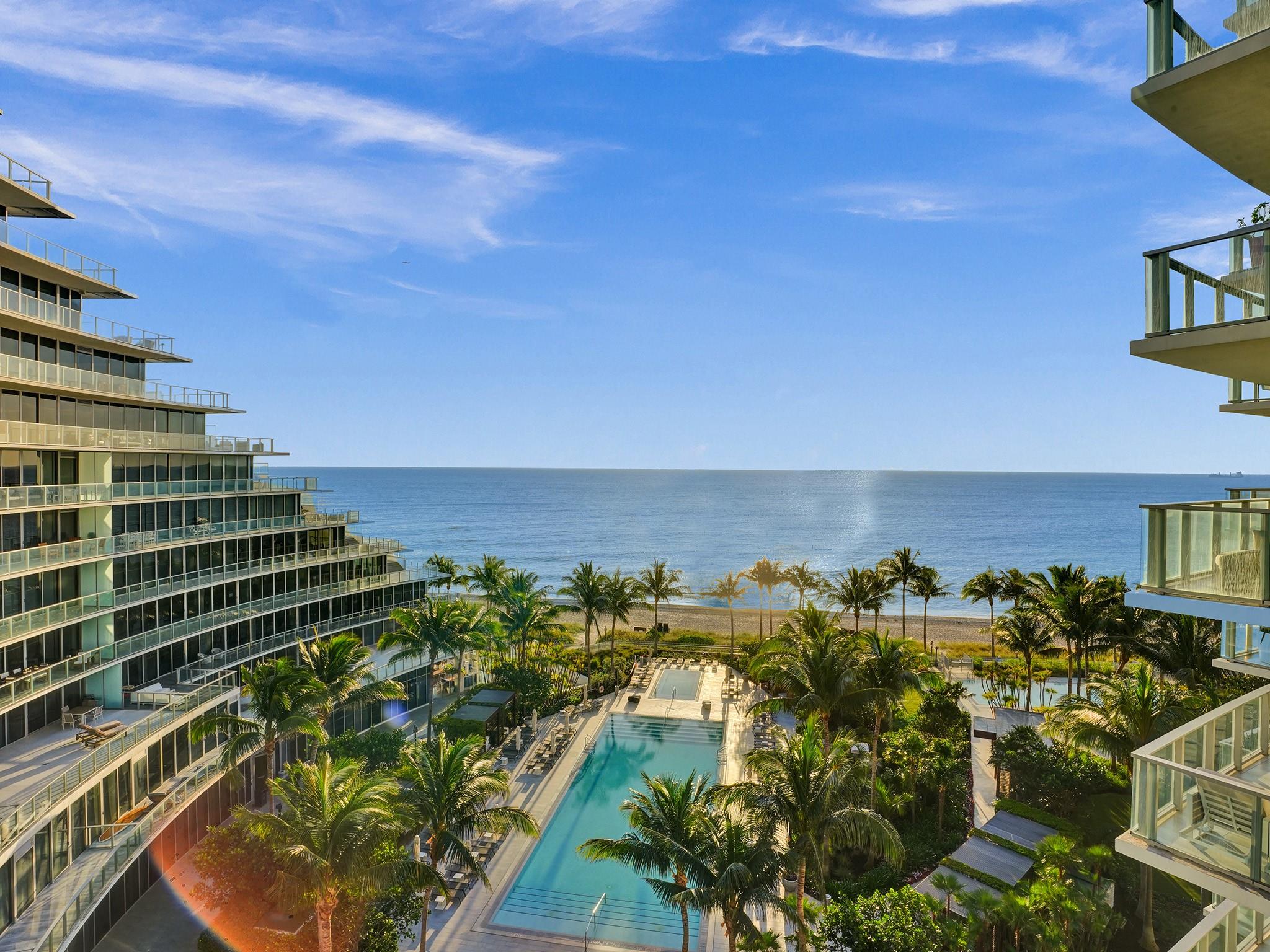 Condo for Sale in Fort Lauderdale, FL