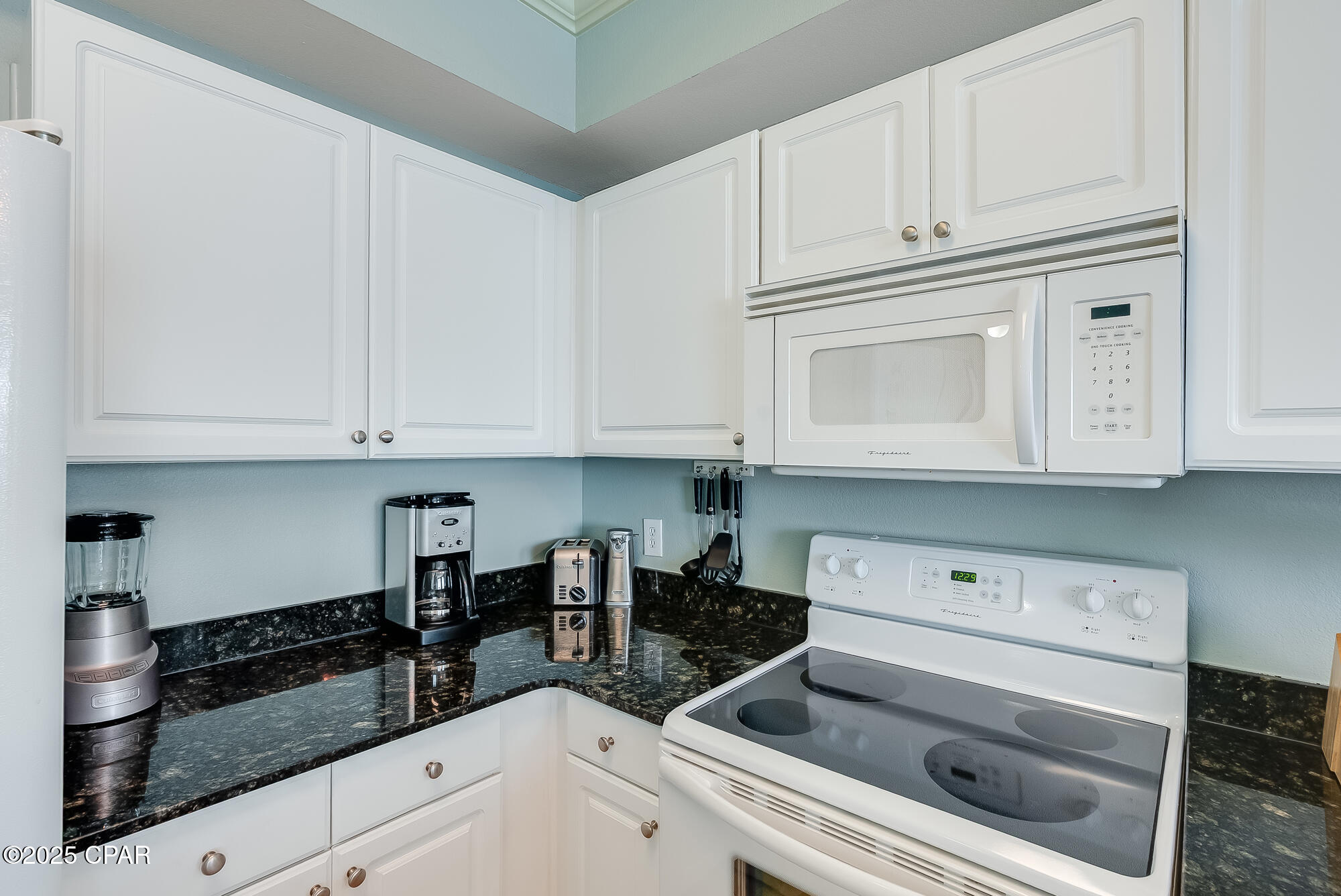 Image 8 For 16819 Front Beach Road 1917