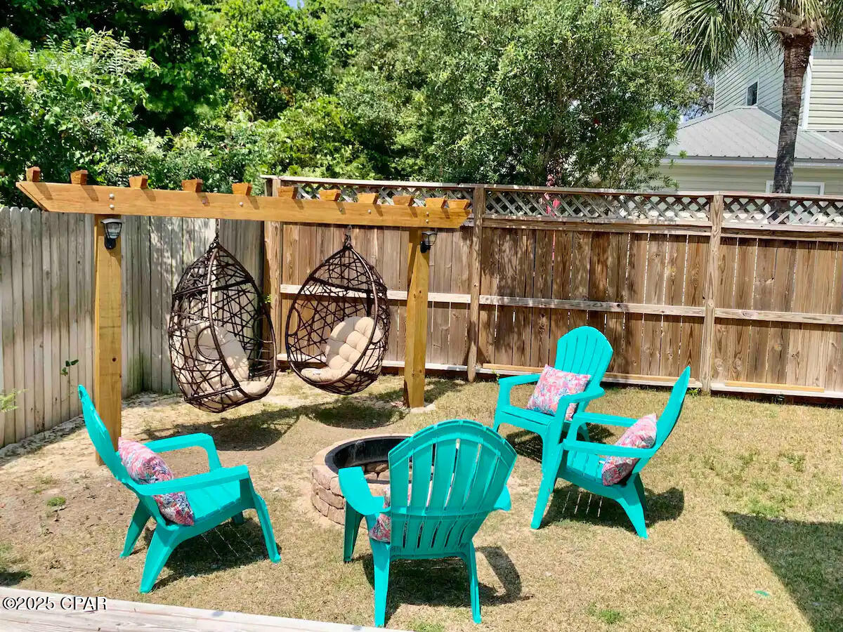 Listing photo id 39 for 360 Holiday Road