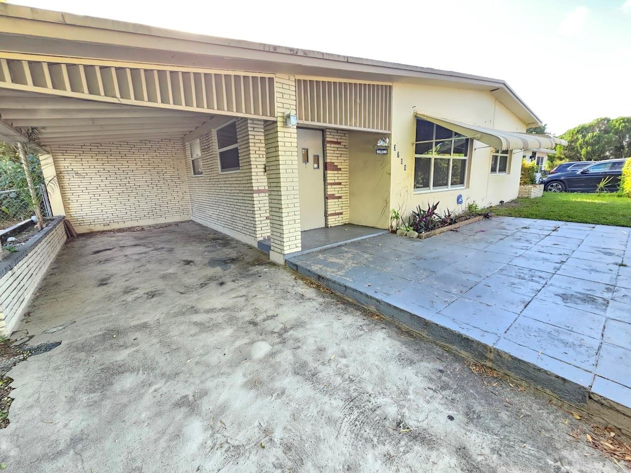 3701 Sw 43rd Ave West Park FL 33023 | F10523486