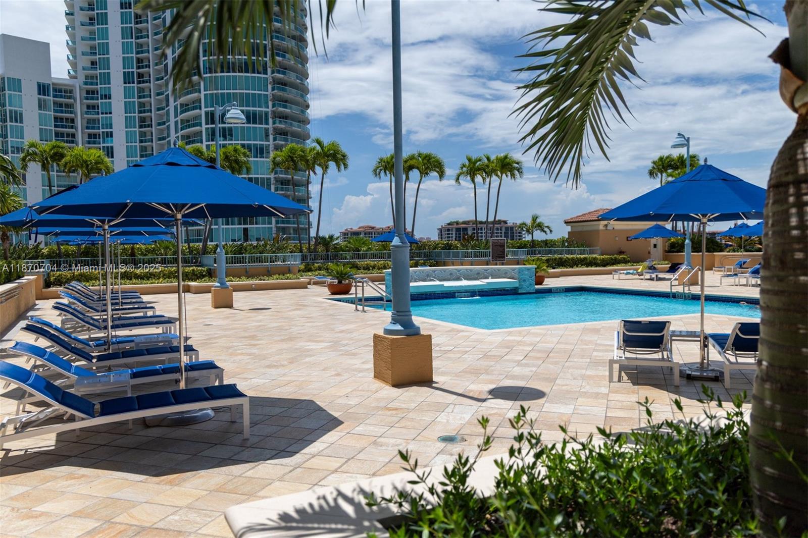 90 Alton Rd #1702, Miami Beach FL 33139