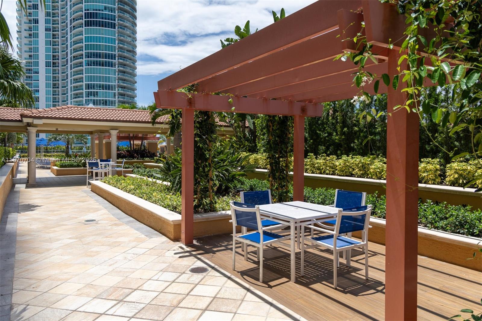 90 Alton Rd #1702, Miami Beach FL 33139