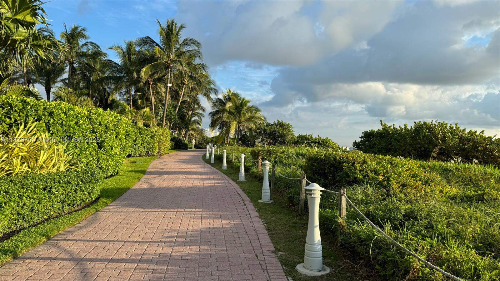 90 Alton Rd #1702, Miami Beach FL 33139