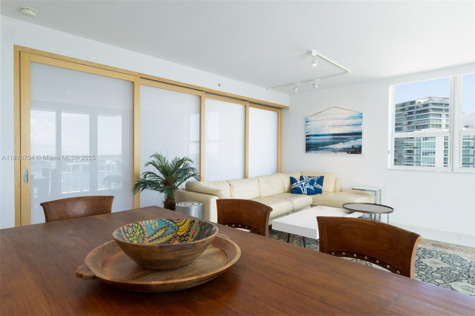 90 Alton Rd #1702, Miami Beach FL 33139