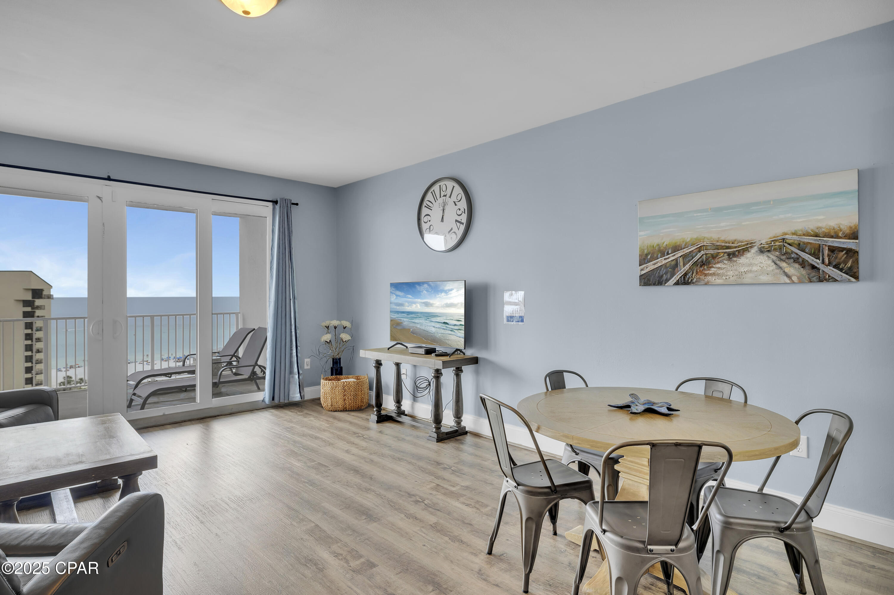 Image 32 For 9860 Thomas Drive 921