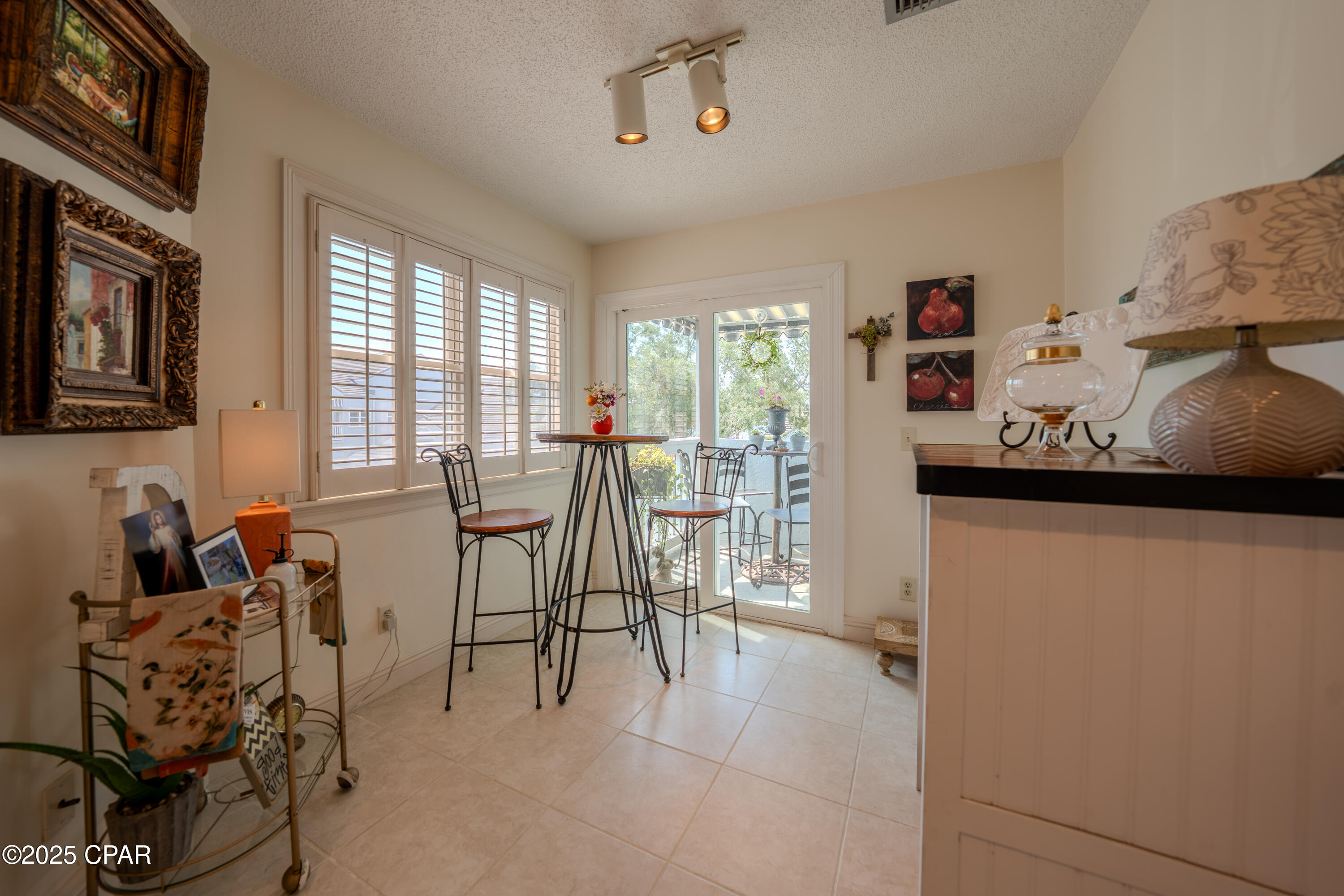 Image 33 For 4620 Bay Point Road 1043