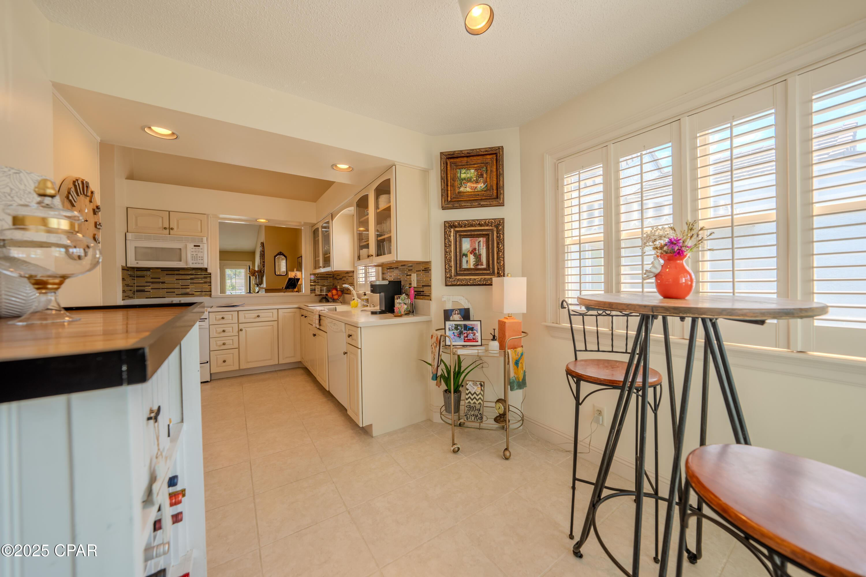 Image 38 For 4620 Bay Point Road 1043