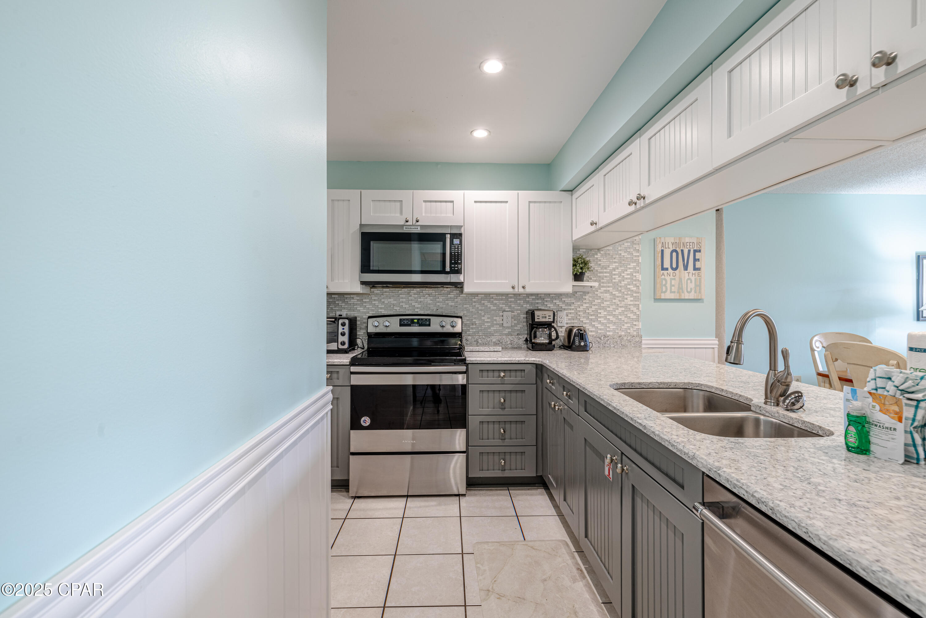 Image 4 For 520 Richard Jackson Boulevard 2701