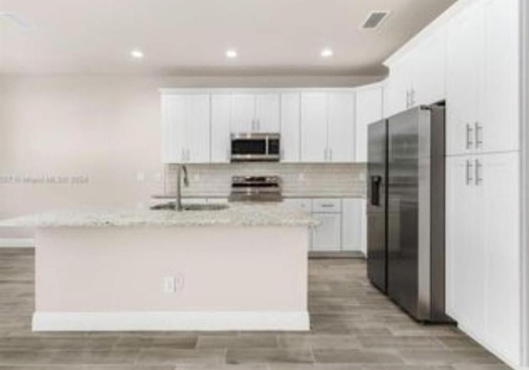 Homes for sale in Labelle, FL | 321 Neighborly Rd, Labelle, FL 33935 | MLS# F10524561