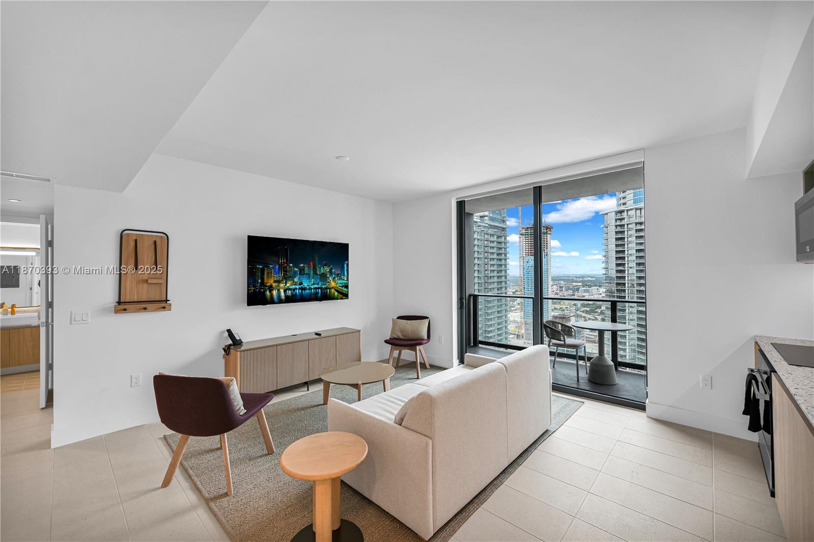 Condo for Sale in Miami, FL