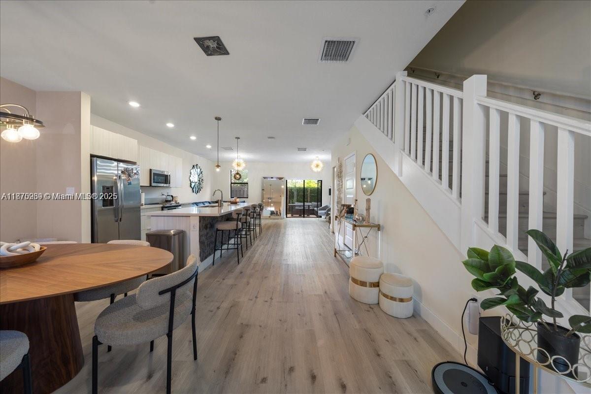 Highland At Park Central