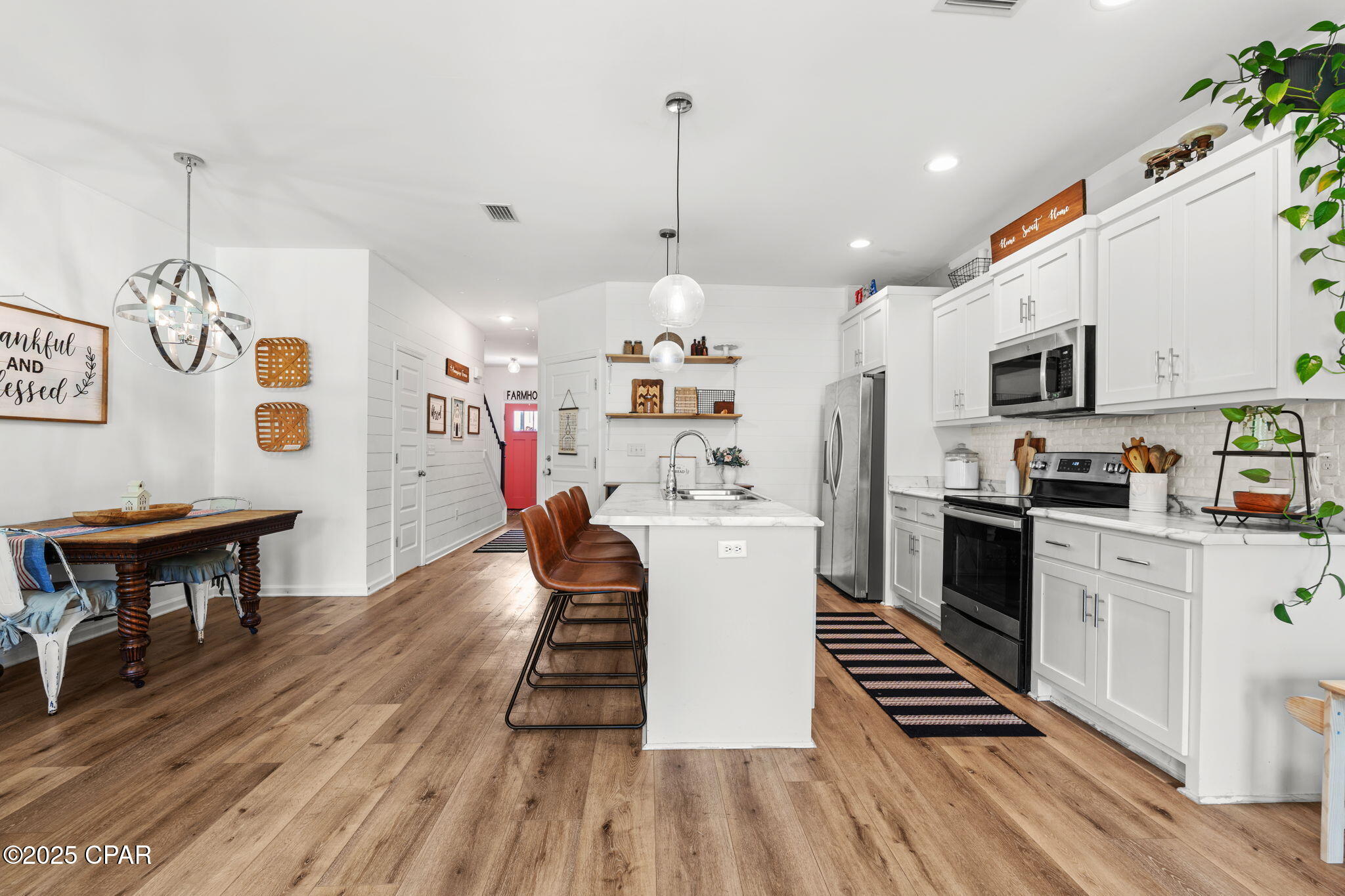 Image 13 For 406 Raven Lane