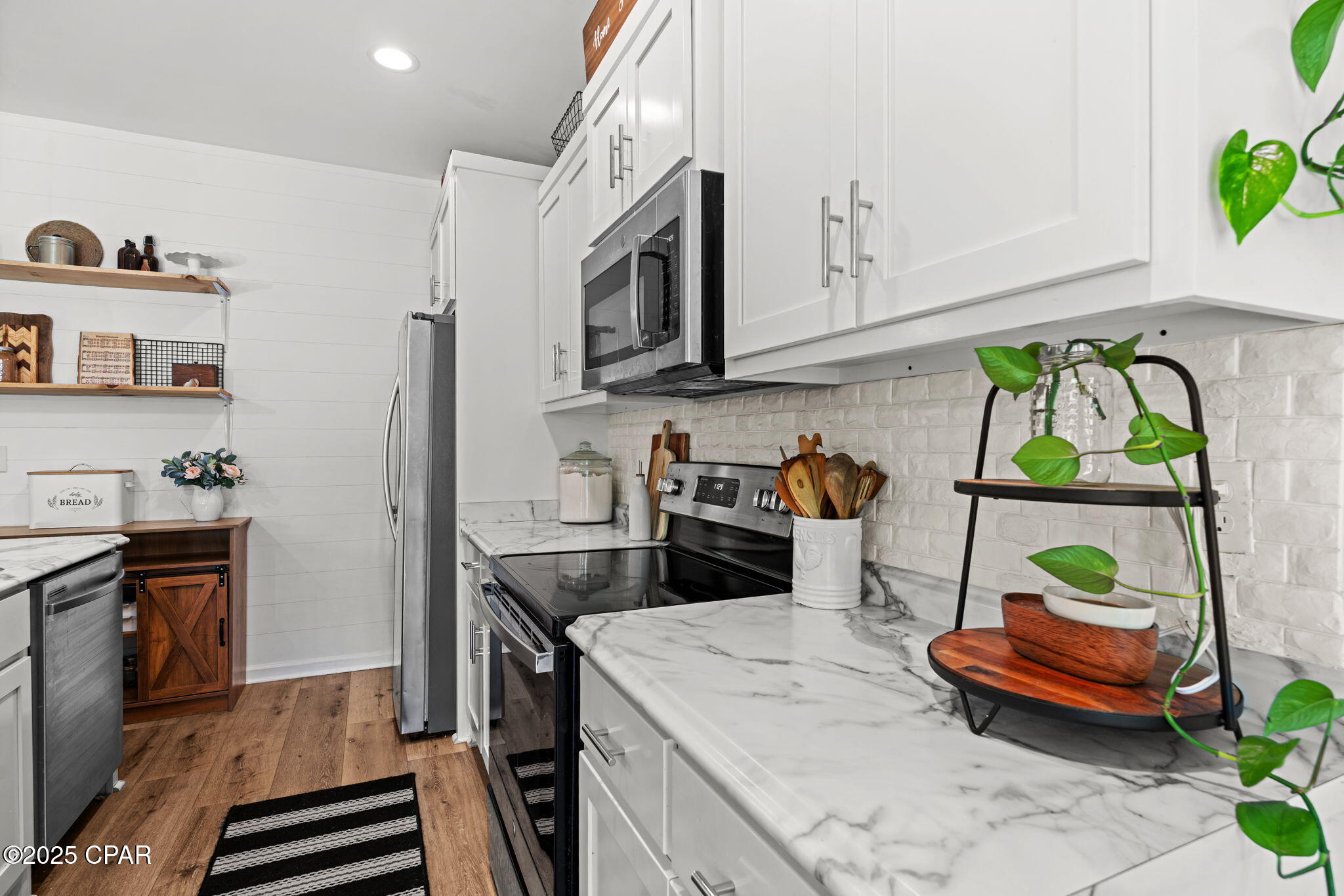 Image 15 For 406 Raven Lane