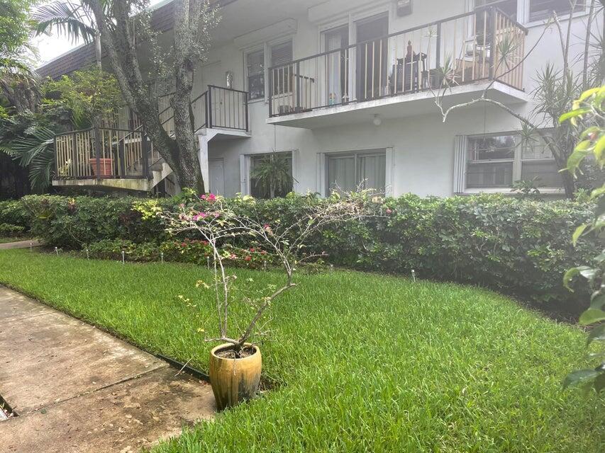 Pecan Tree Condo Apts Inc