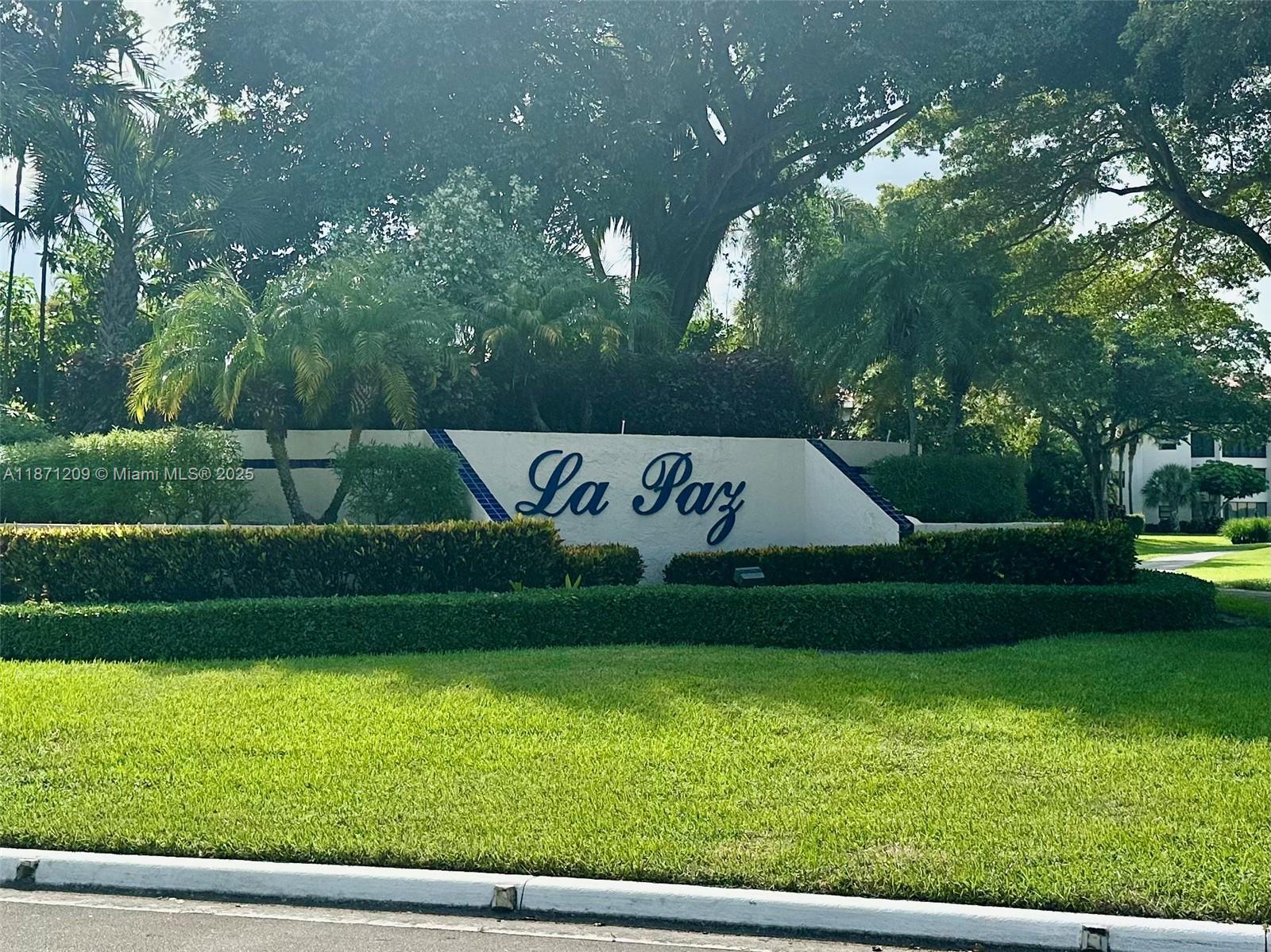 La Paz At Boca Pointe