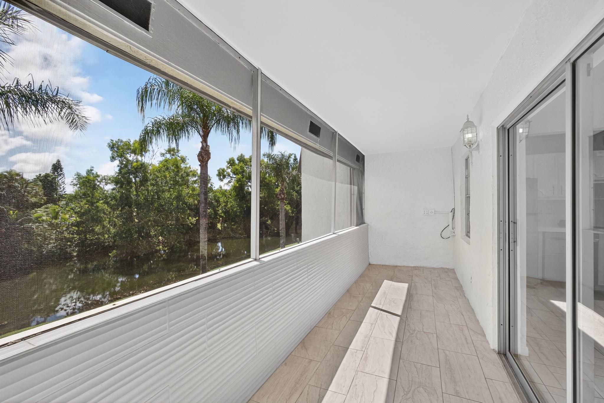 Homes for sale in Royal Palm Beach, FL | 126 Sparrow Dr #10-B, Royal Palm Beach, FL 33411 | MLS# F10524584