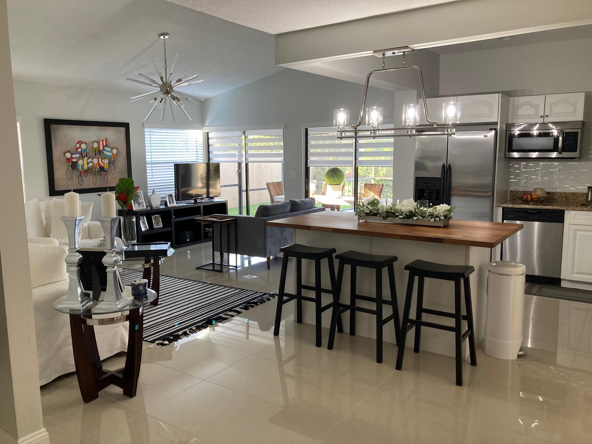 Homes for sale in Boca Raton, FL | 7615 Solimar Circle, Boca Raton, FL 33433 | MLS# R11120601