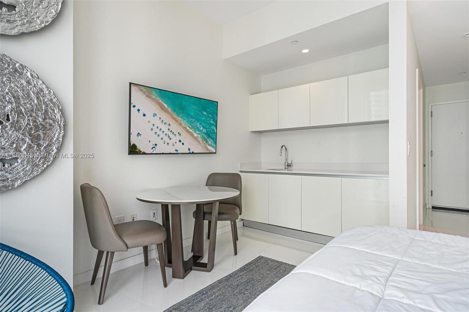 851 NE 1st Ave #3301, Miami FL 33132