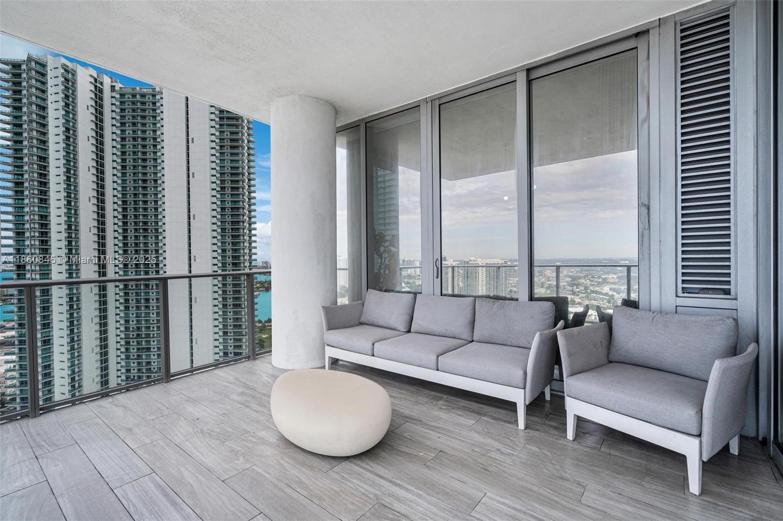 851 NE 1st Ave #3301, Miami FL 33132