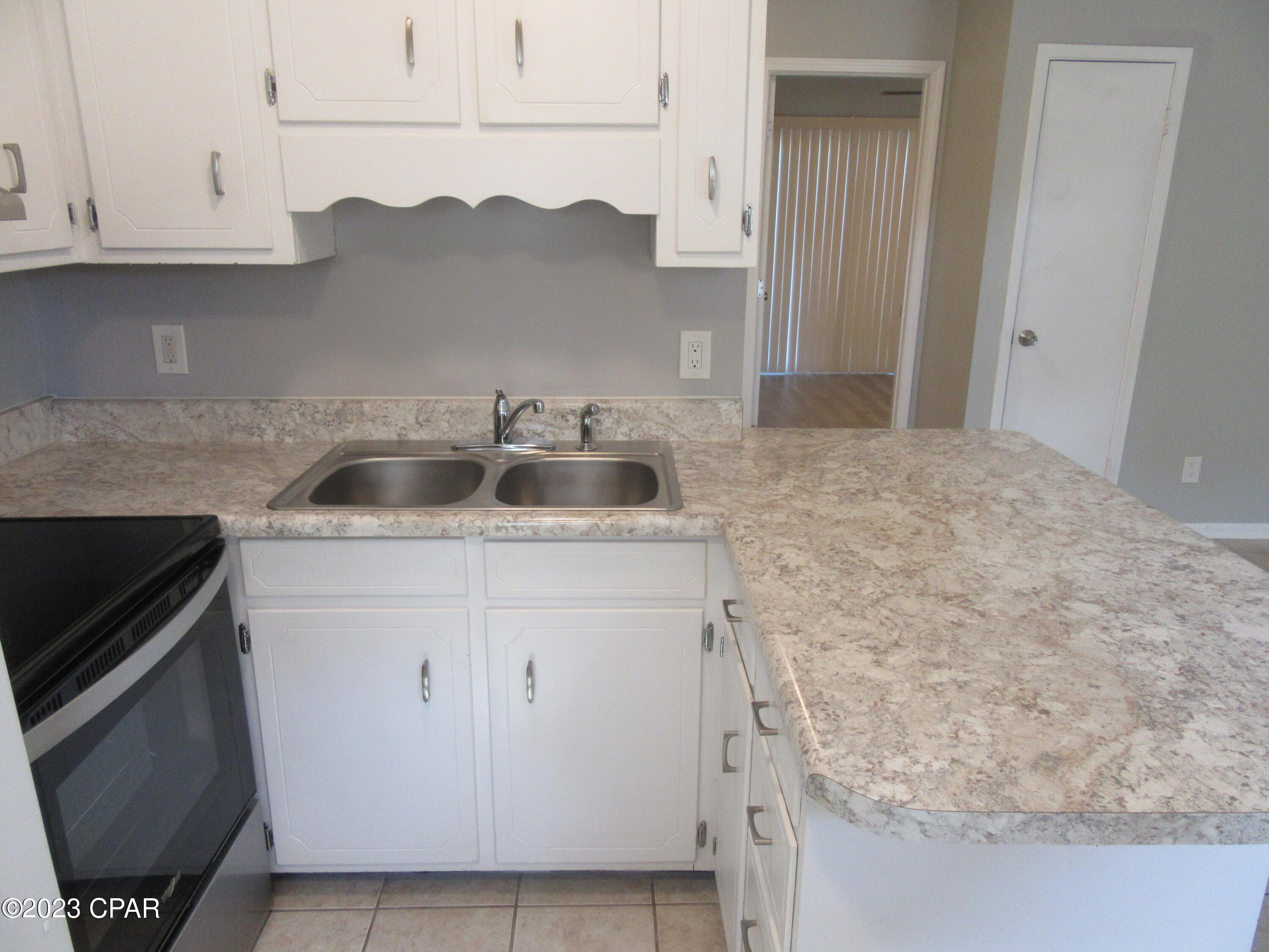 Image 15 For 2524 Beech Street A