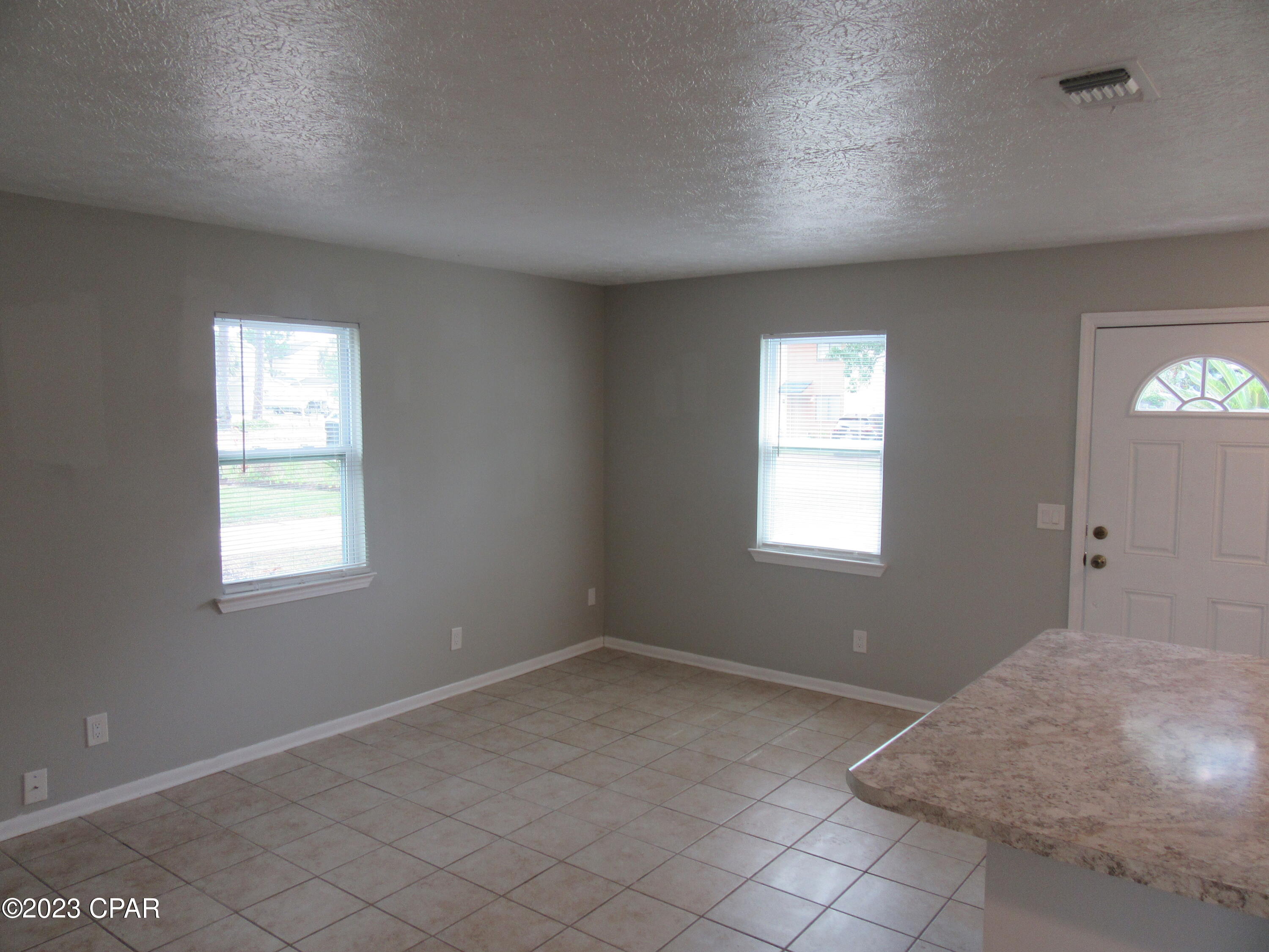 Image 7 For 2524 Beech Street A