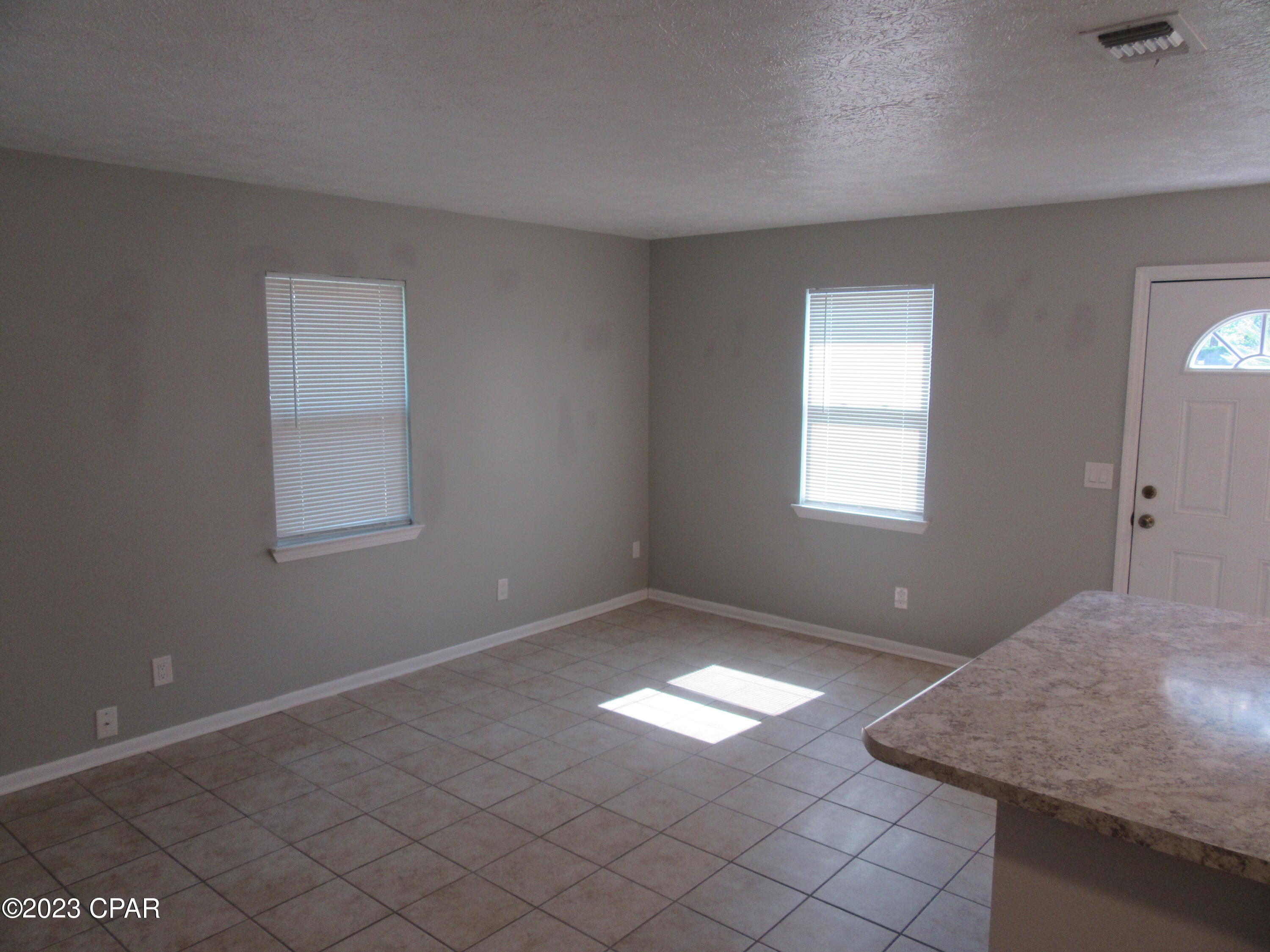 Image 9 For 2524 Beech Street A