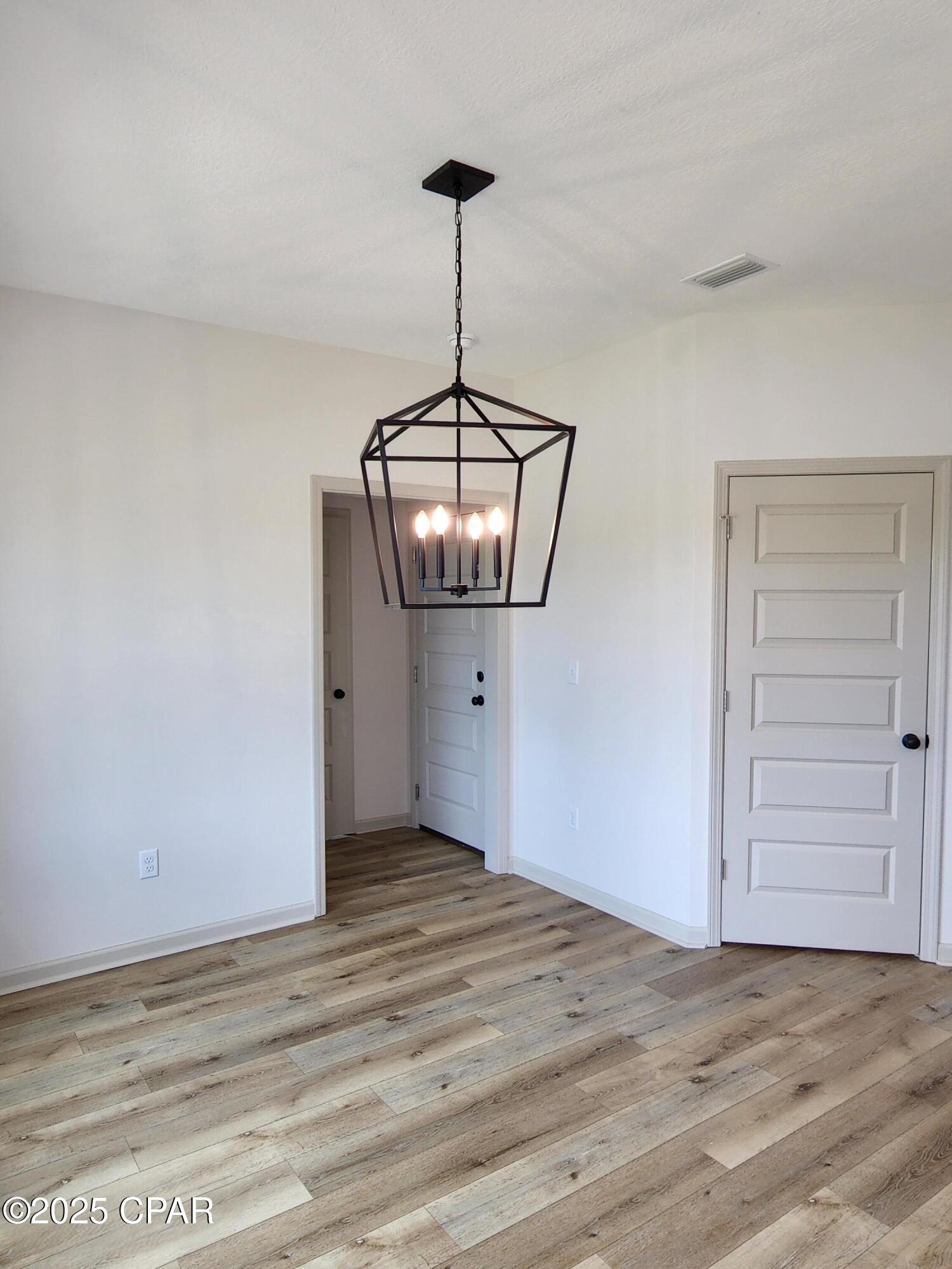 Image 11 For 3545 Mill Point Cove