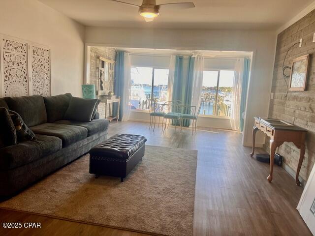 Image 14 For 4726 Bay Point Road B212