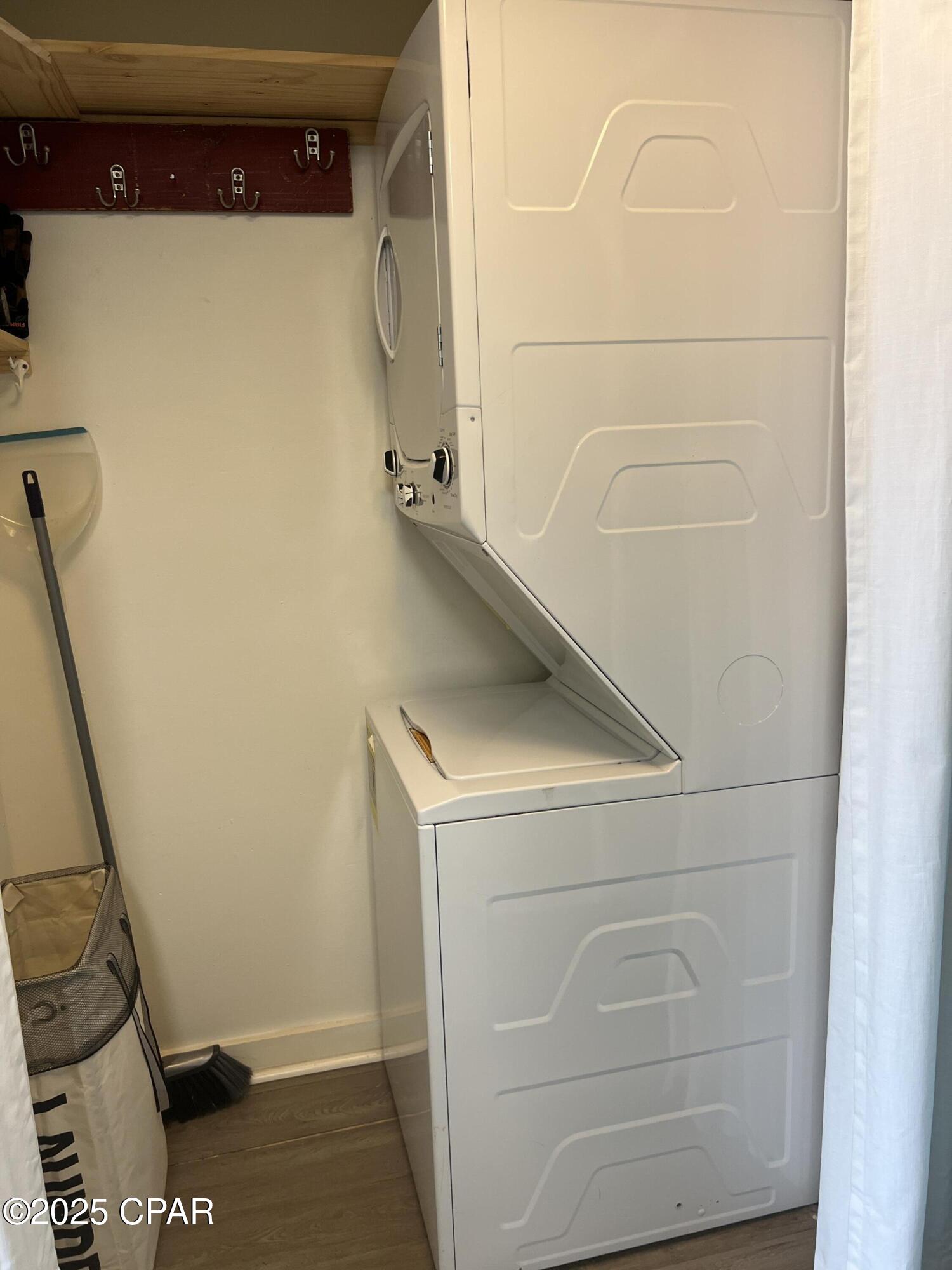 Image 35 For 4726 Bay Point Road B212