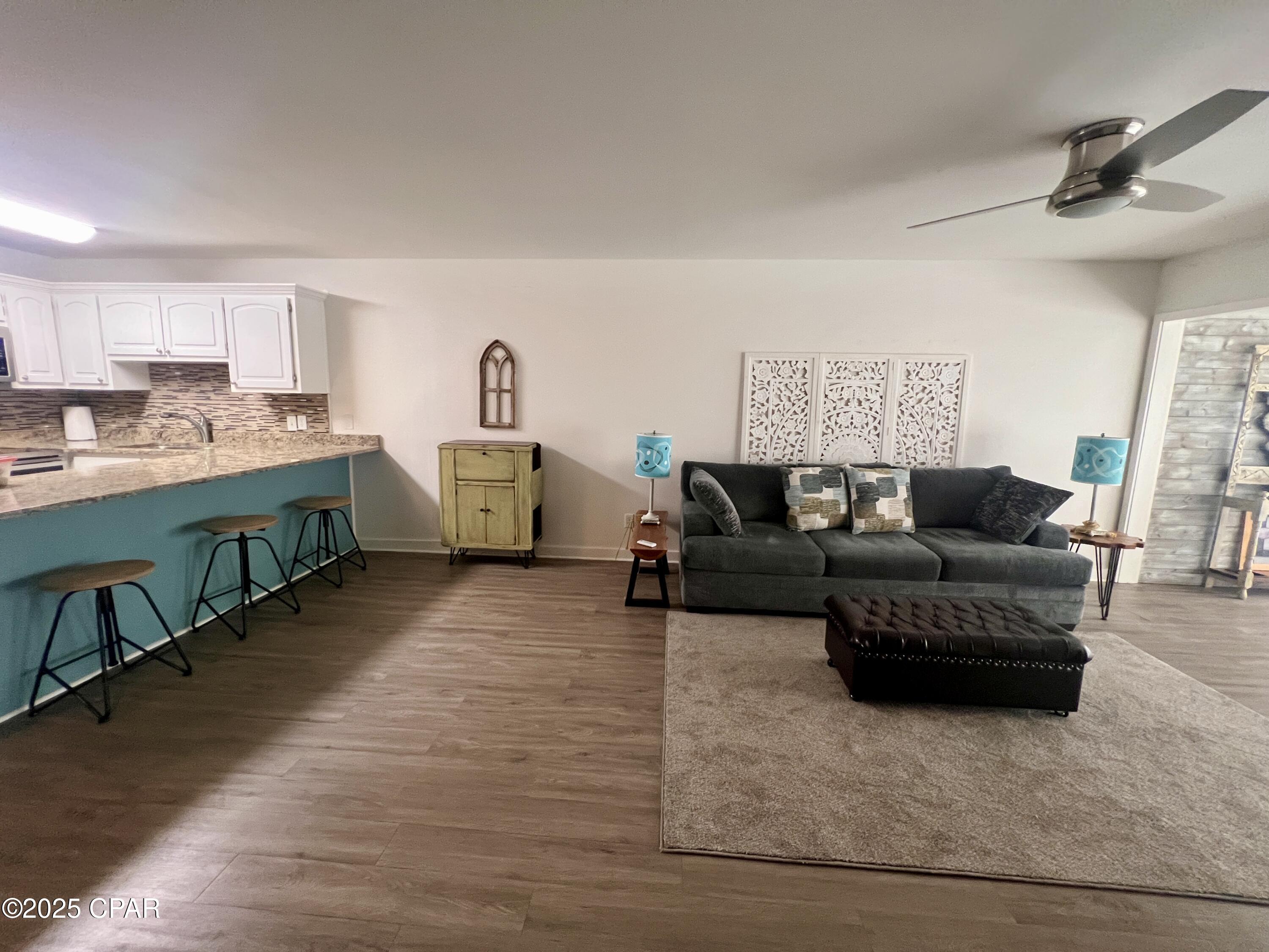 Image 6 For 4726 Bay Point Road B212