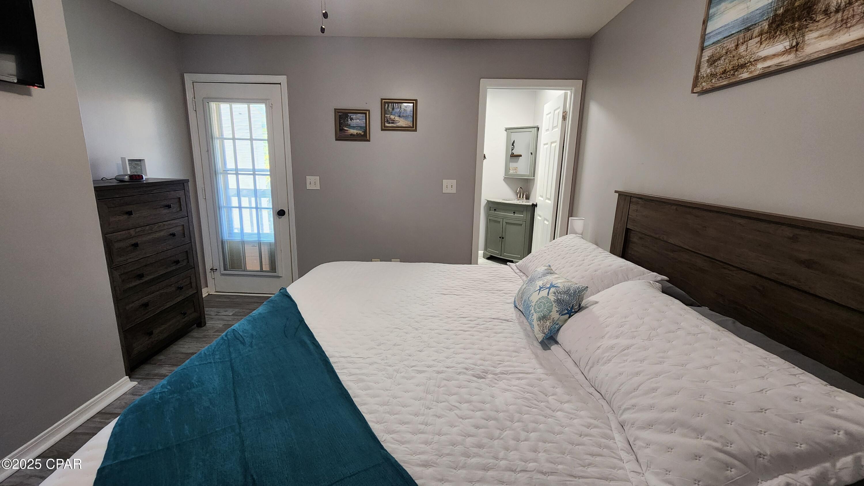 Image 15 For 180 White Sandy Drive