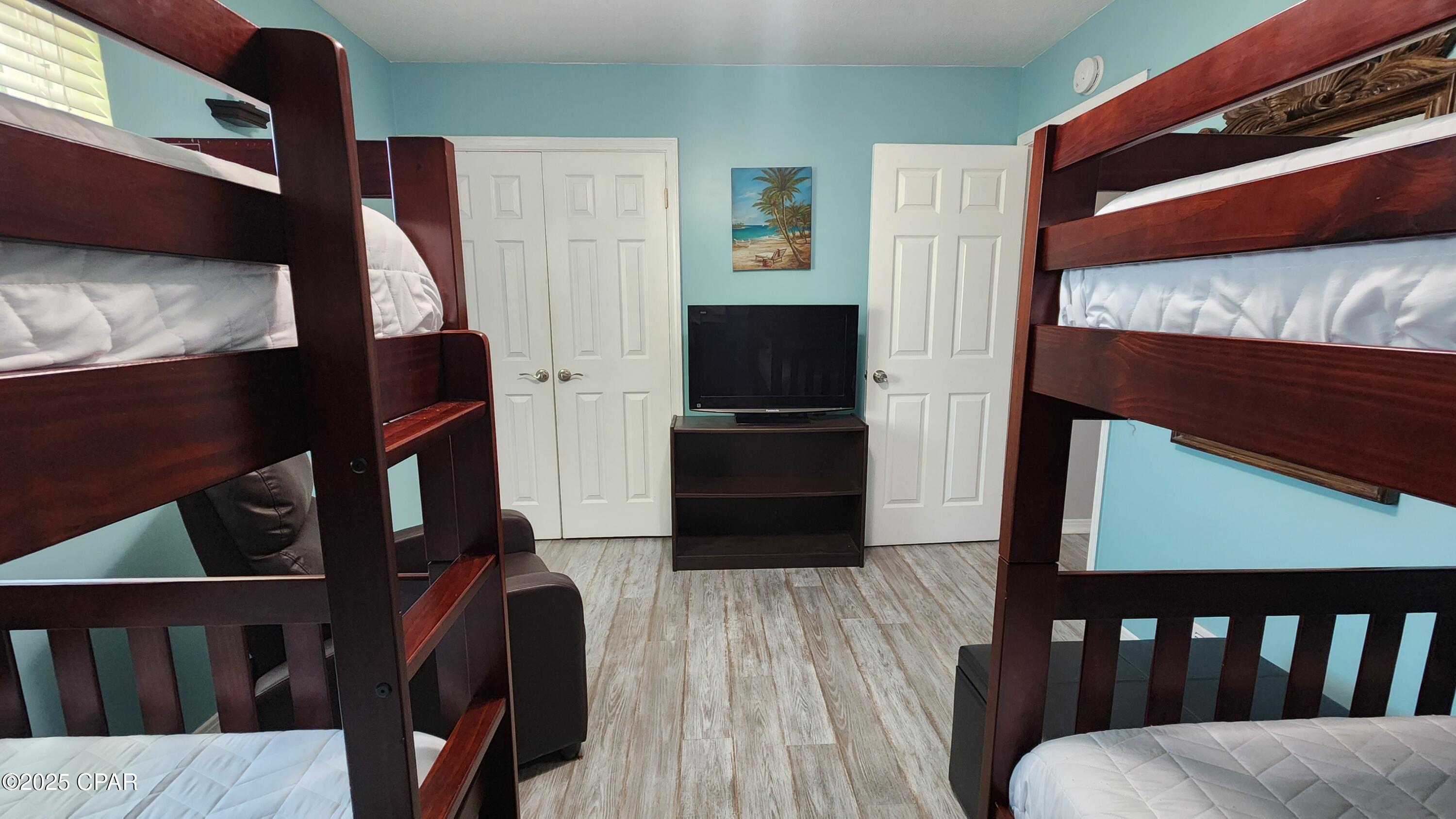 Image 20 For 180 White Sandy Drive