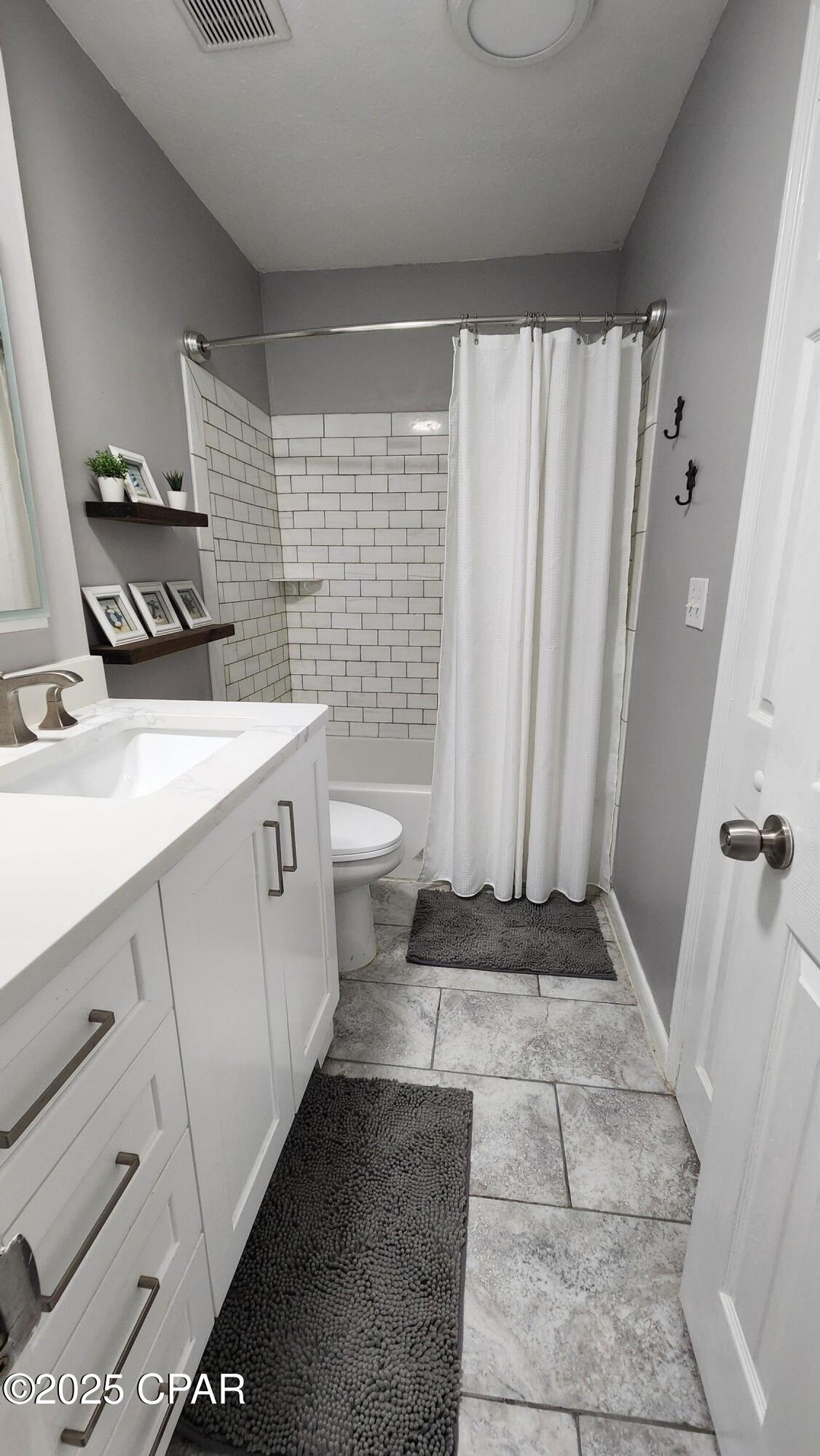 Image 21 For 180 White Sandy Drive