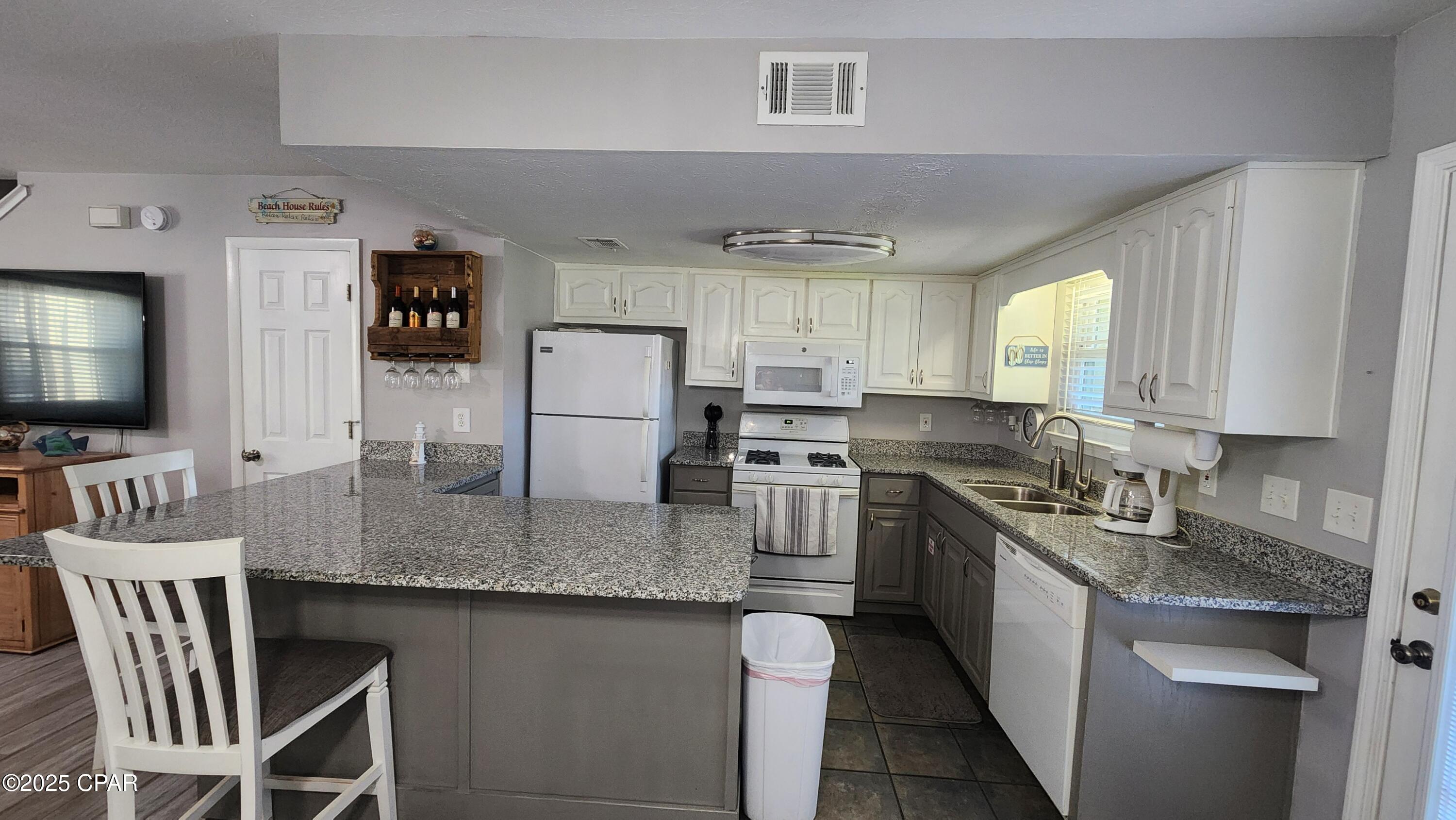 Image 9 For 180 White Sandy Drive