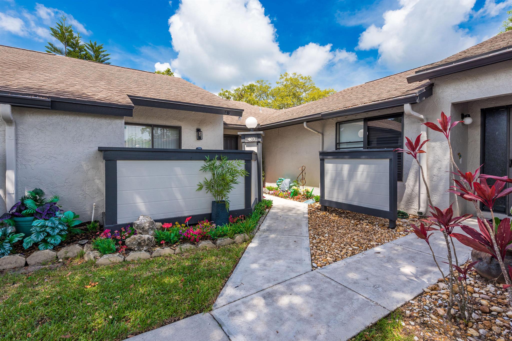 Homes for sale in Royal Palm Beach, FL | 403 Northgate Court, Royal Palm Beach, FL 33411 | MLS# R11120731