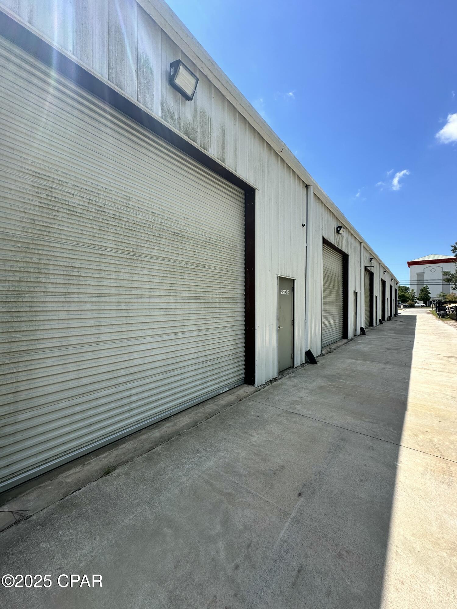 Image 3 For 2532 Joan Avenue