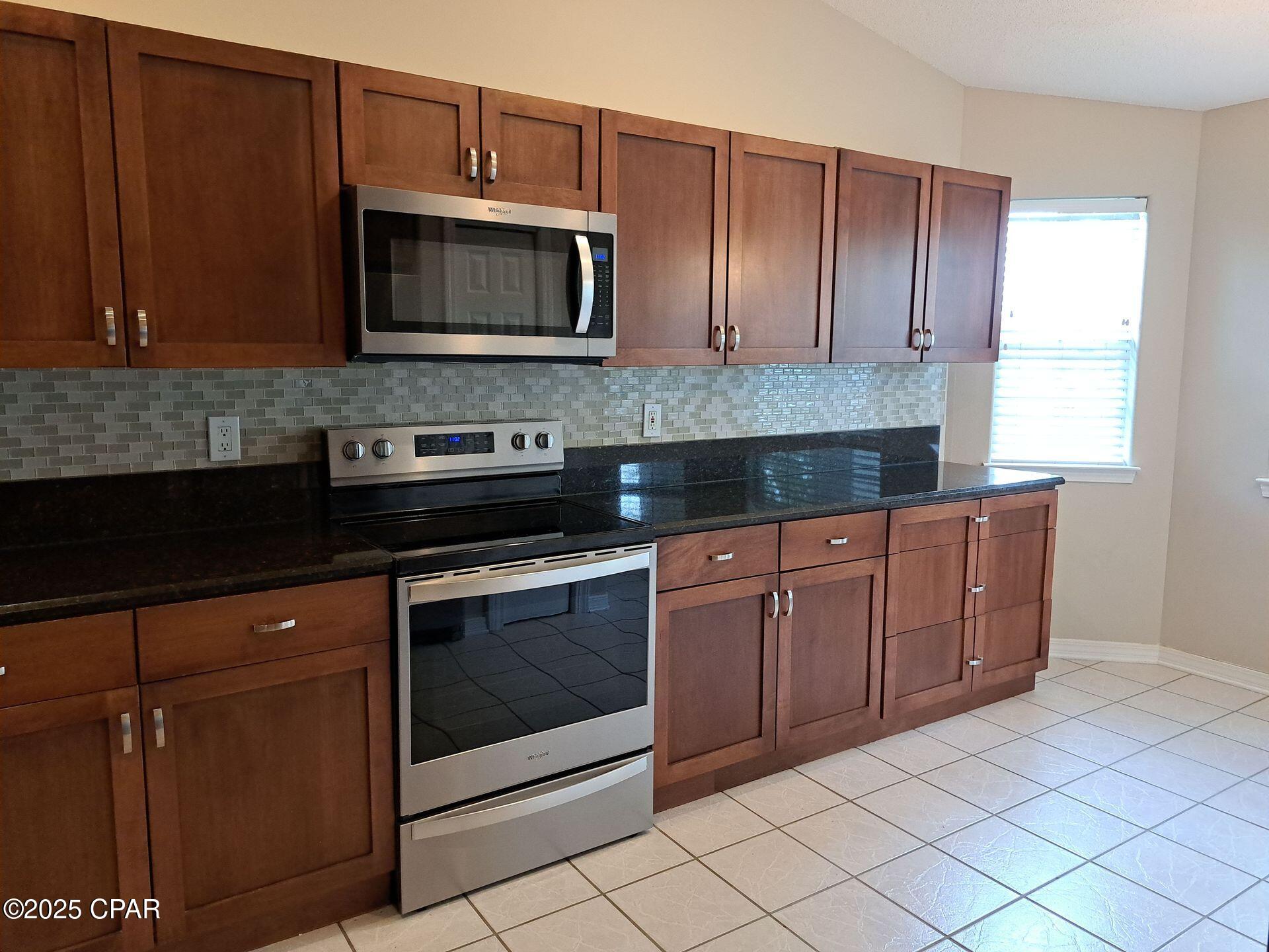 Image 5 For 3413 Jasmine Trace Lane