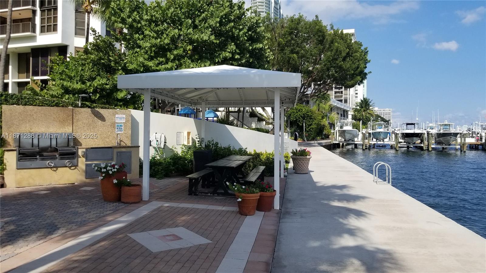 Brickell Place Phase II C