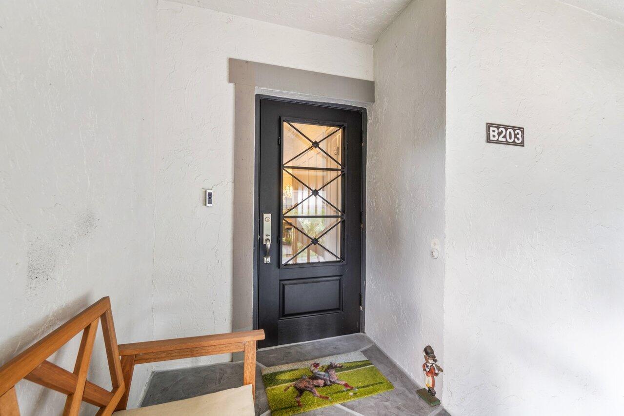 Homes for sale in Wellington, FL | 11267 Pond View Dr #B203, Wellington, FL 33414 | MLS# R11120785